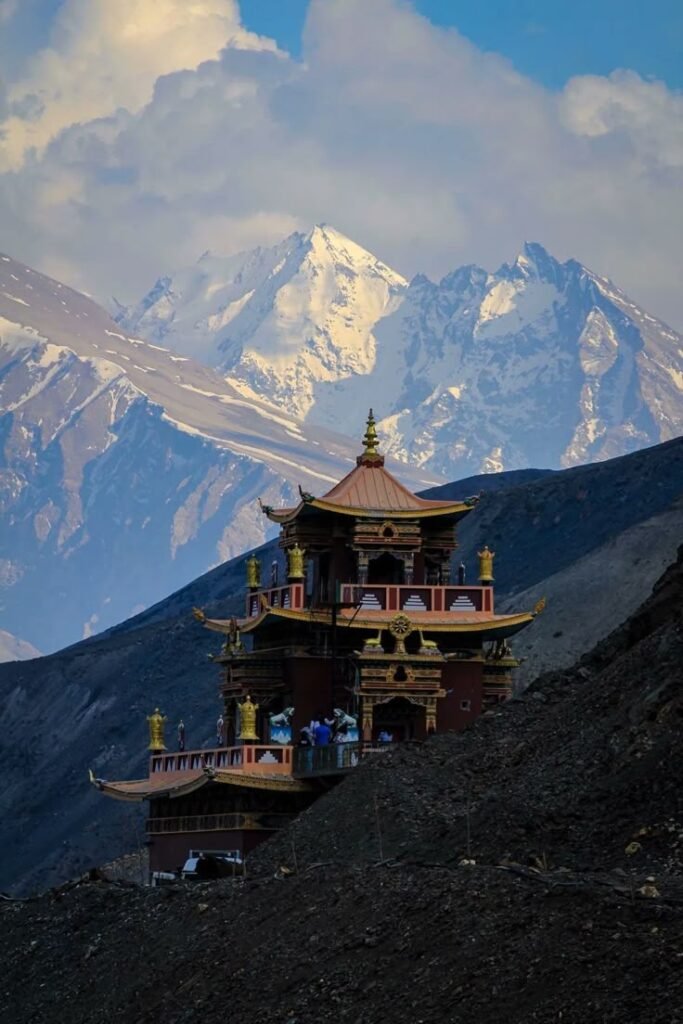 Manali tour package for family